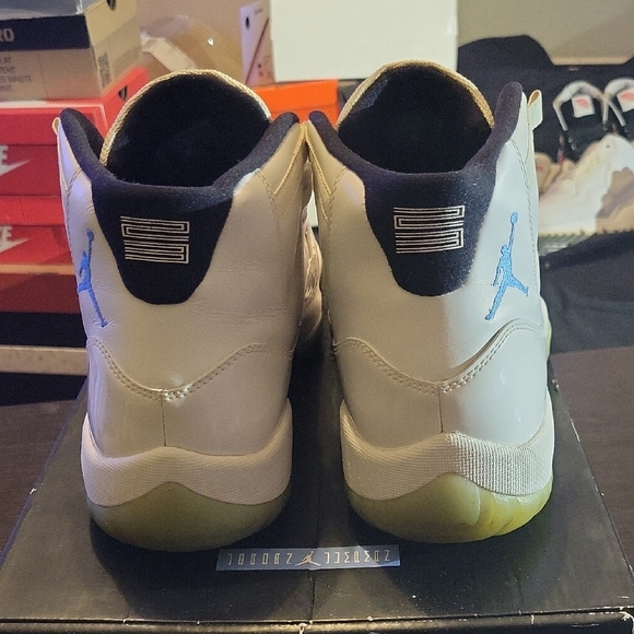 Jordan 11 Retro Legend Blue (2014) Mens 10 Womens 11.5 OG BOX EUC - Picture 5 of 11